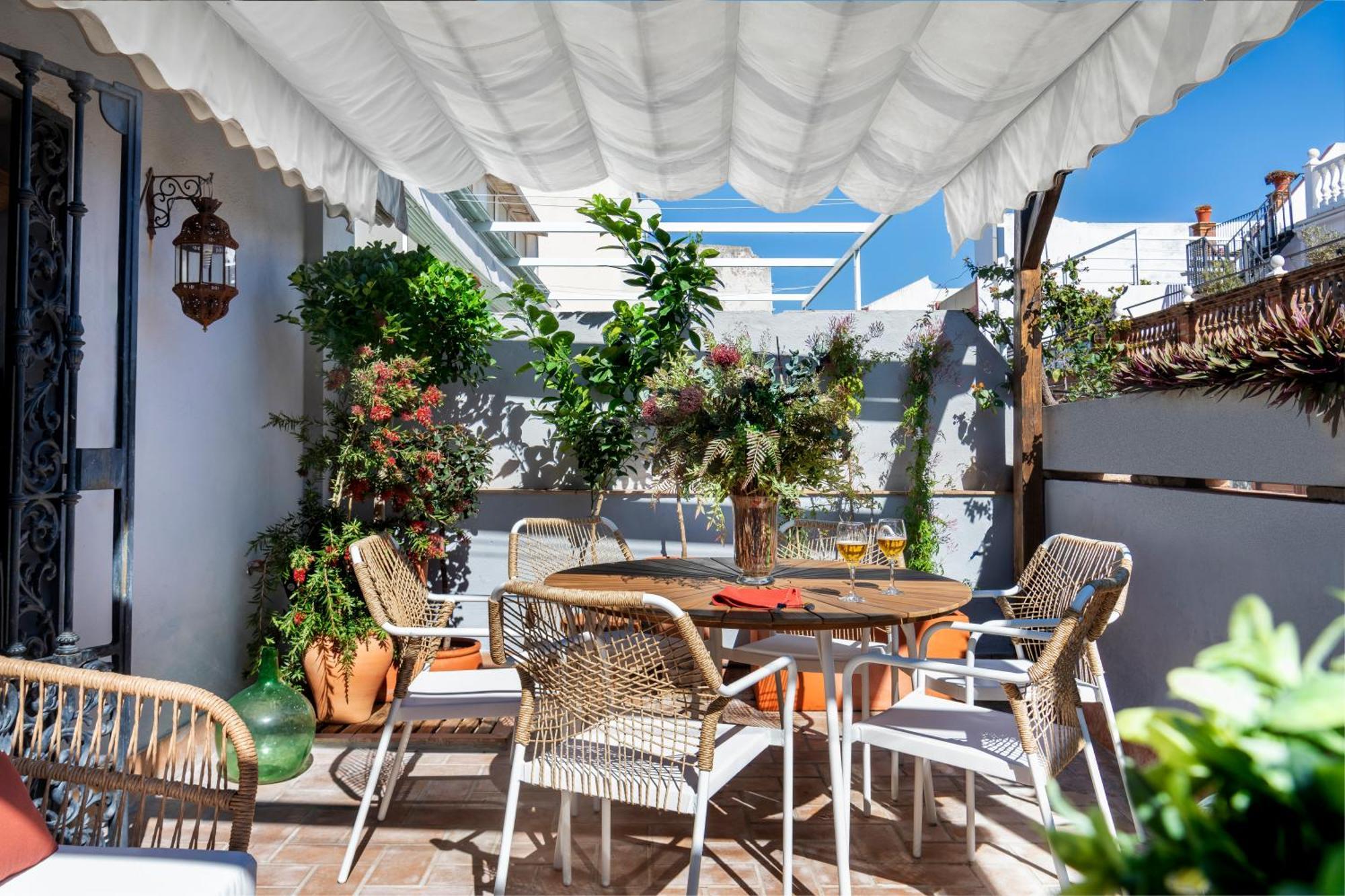 Magno Hernando Colon Luxury Duplex